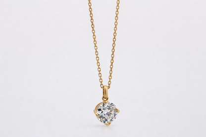 BETWEEN PENDANT