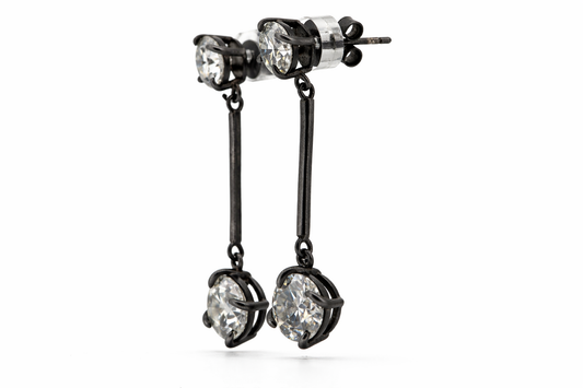 DISCORDIA earrings